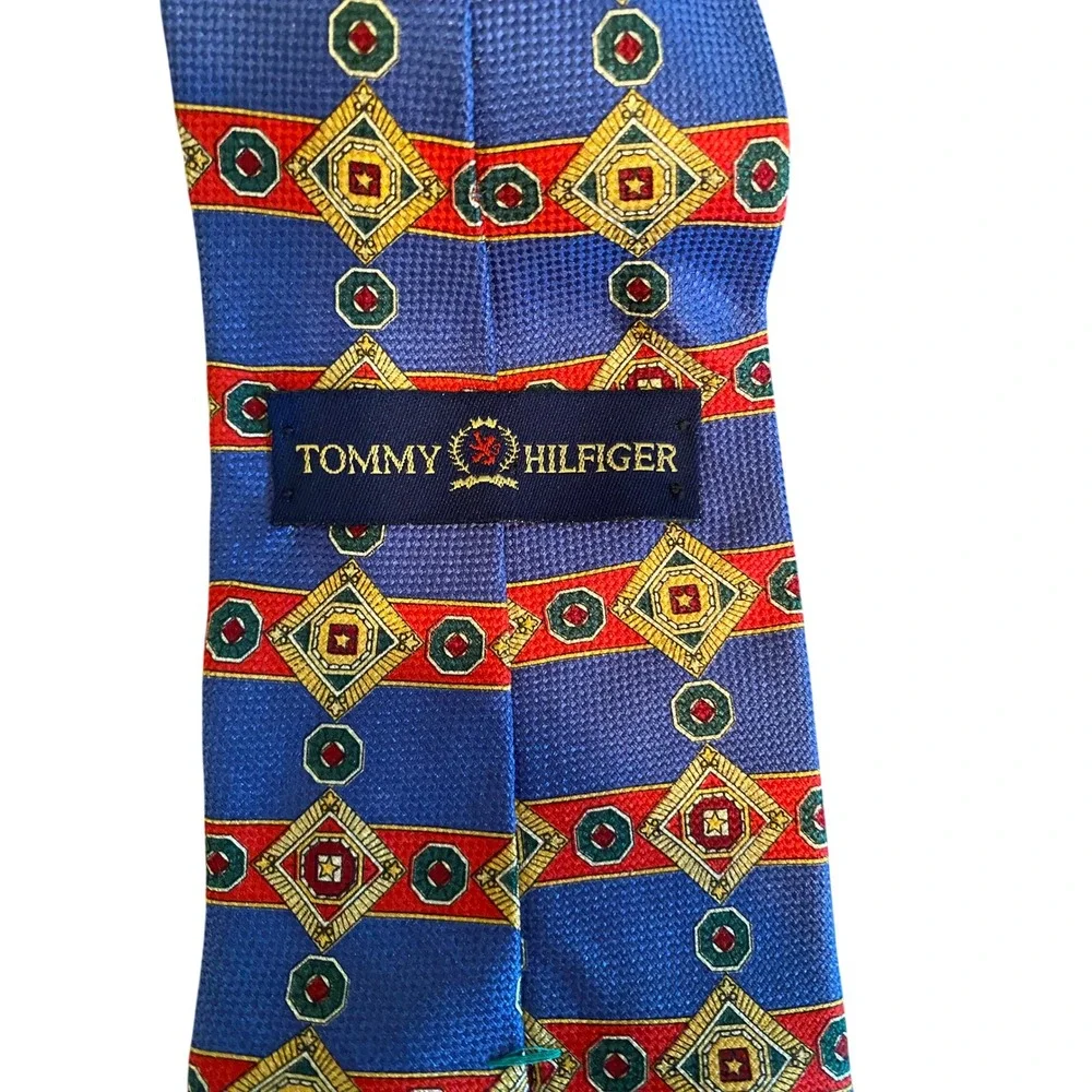 Tommy Hilfiger Mens Silk Tie Blue Red Geometric Medallion Diamond Made in‎ USA